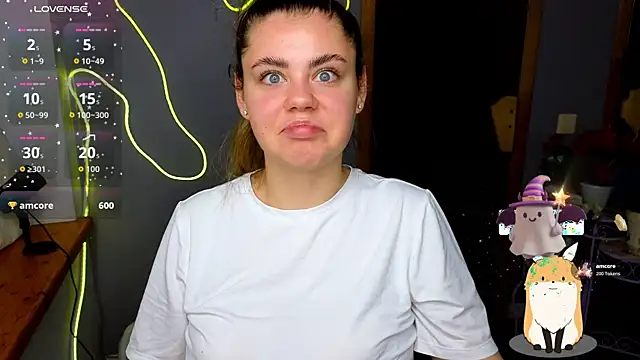 IsabellaBler online show from 11/19/25, 07:08