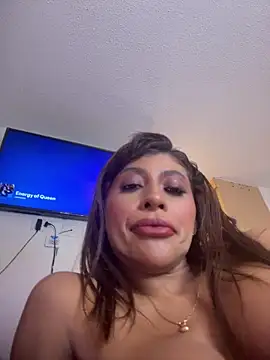 canela 10 online show from 07/03/26, 03:02