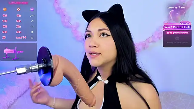 pauline golden1 online show from 01/30/25, 03:44