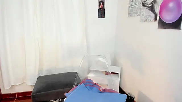 Snapshot of Michelle_se chatting on 03/14/25, 12:51 Michelle se online show from 03/14/25, 12:51