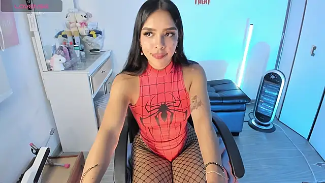 Snapshot of Michelle_se chatting on 10/07/25, 10:07 Michelle se online show from 10/07/25, 10:07