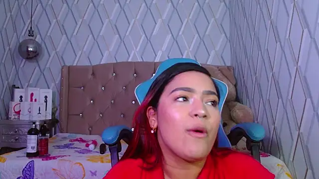 NicolleTaylor online show from 02/20/25, 05:12