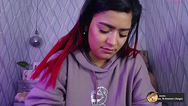 NicolleTaylor online show from 03/11/25, 08:20