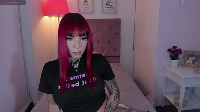 Ada  luna online show from 02/25/25, 10:04