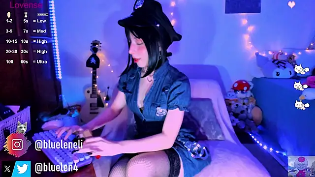 bluelen online show from 01/25/25, 08:21