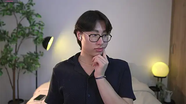 SrLuis18 online show from 04/12/26, 09:53