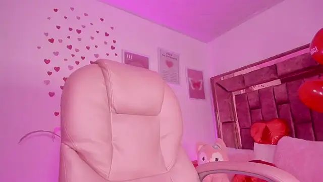 Celestecute  online show from 02/15/25, 03:09