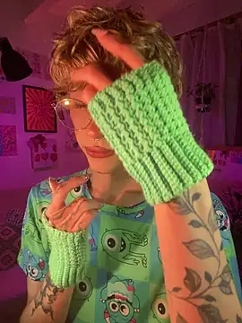 Snapshot of lyamthommpson chatting on 02/22/26, 03:18 lyamthommpson online show from 02/22/26, 03:18