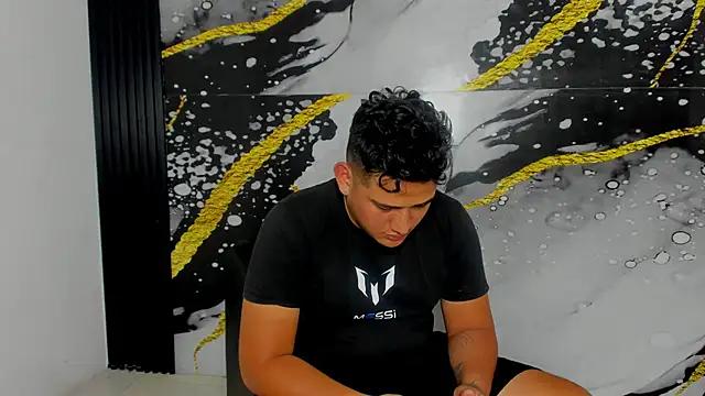 sweethot    online show from 09/22/25, 02:41