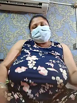 Snapshot of kunjan789 chatting on 03/08/25, 06:26 kunjan789 online show from 03/08/25, 06:26