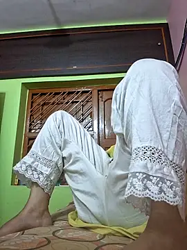 Snapshot of kunjan789 chatting on 03/20/25, 04:07 kunjan789 online show from 03/20/25, 04:07