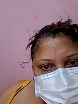 Snapshot of kunjan789 chatting on 10/17/25, 02:37 kunjan789 online show from 10/17/25, 02:37