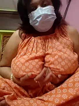 Snapshot of kunjan789 chatting on 05/18/26, 01:13 kunjan789 online show from 05/18/26, 01:13