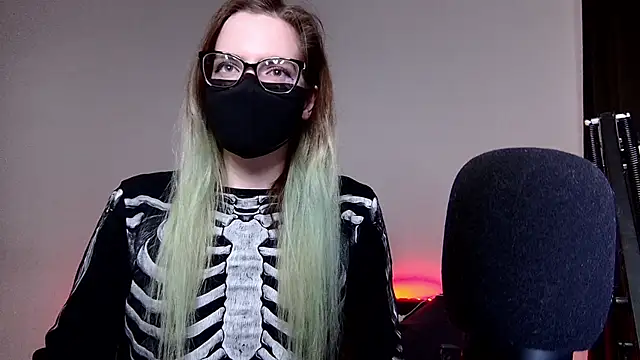 amber candyfloss online show from 12/02/24, 12:30