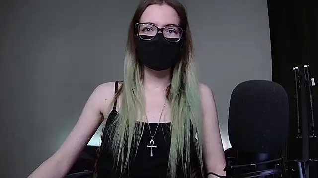 amber candyfloss online show from 12/18/24, 02:32