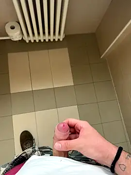 Diegodaddy01 online show from 09/21/25, 02:40