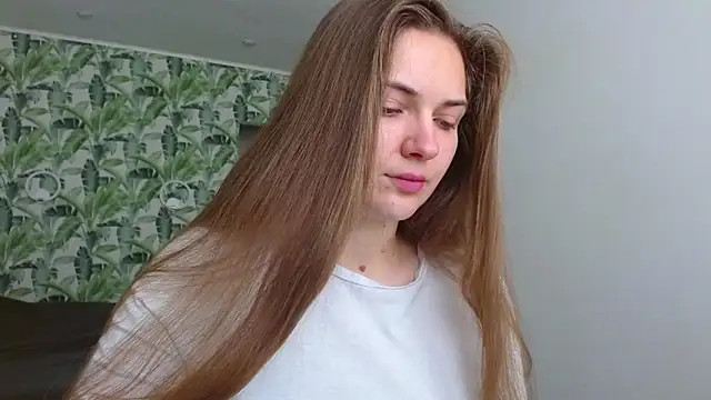 Olivia shine online show from 10/29/25, 05:20