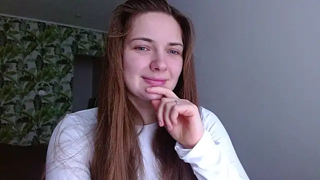 Olivia shine online show from 02/16/26, 05:47