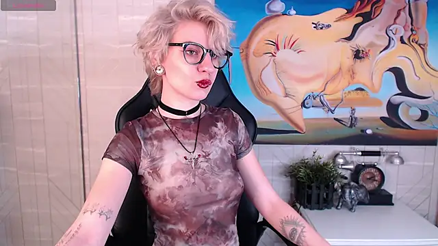  Moonlight t online show from 02/19/25, 05:16