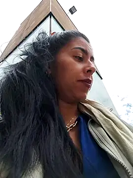 Emily Wane online show from 10/29/25, 05:04