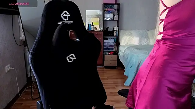 Little Soph online show from 09/16/25, 01:34