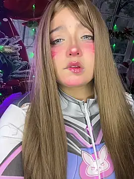 CharlotteMillers online show from 11/18/25, 04:39