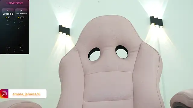 Emma jamess online show from 04/18/26, 03:21