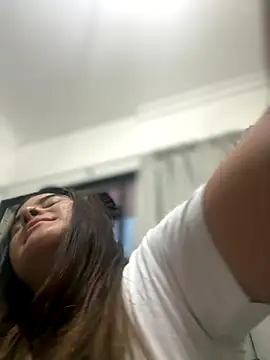 EVELIN MASON online show from 10/23/25, 10:30