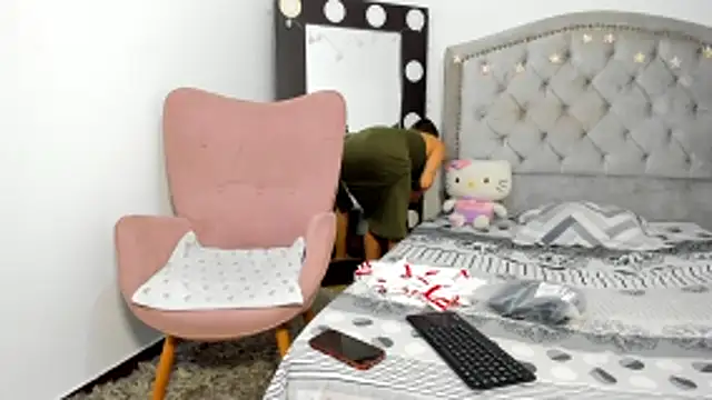 AnaRuiz online show from 01/05/26, 07:28