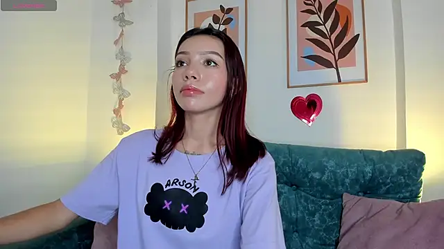 Snapshot of amysc chatting on 02/25/25, 01:50 amysc online show from 02/25/25, 01:50