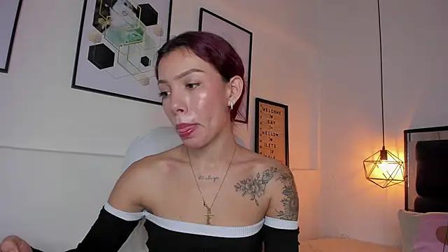 Snapshot of amysc chatting on 10/02/25, 01:51 amysc online show from 10/02/25, 01:51