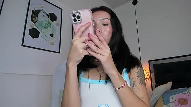 Snapshot of amysc chatting on 12/20/25, 11:28 amysc online show from 12/20/25, 11:28