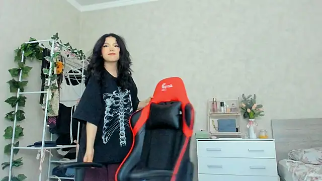 Snapshot of wastforu chatting on 02/13/25, 11:17 wastforu online show from 02/13/25, 11:17