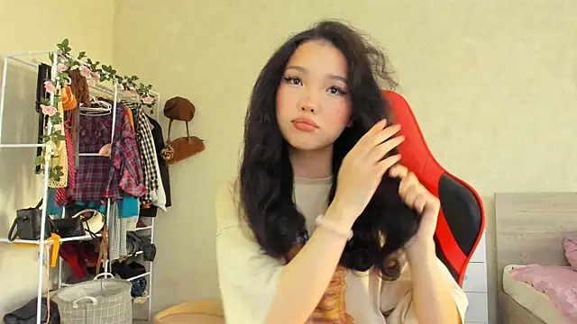 Snapshot of wastforu chatting on 10/20/25, 06:47 wastforu online show from 10/20/25, 06:47