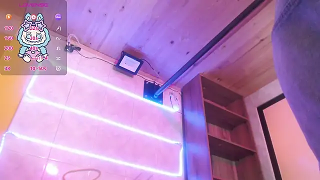 Snapshot of Sally23_ chatting on 02/02/26, 01:54 Sally23 online show from 02/02/26, 01:54