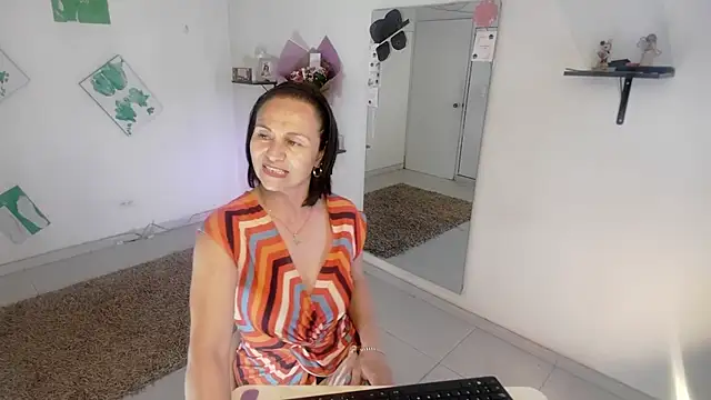 lollita 23  online show from 05/28/26, 08:17