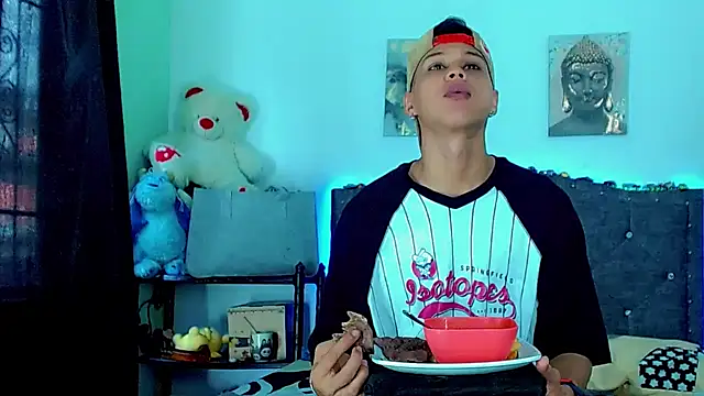 Liamscott  online show from 03/07/26, 08:06