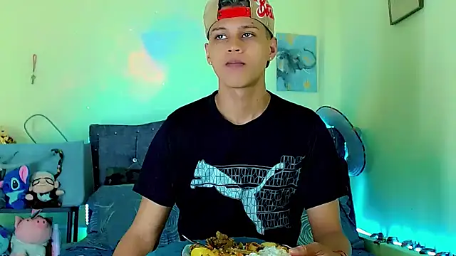 Liamscott  online show from 03/26/26, 09:09