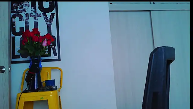 purple em69 online show from 04/15/26, 04:58