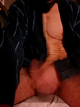 Gros-tuyau-93 online show from 04/15/26, 09:16