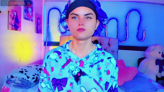 Jessica smith 1 online show from 04/18/26, 11:14