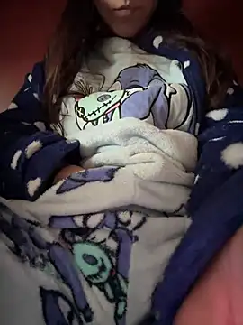 Snapshot of rossana99_ chatting on 02/23/25, 02:25 rossana99  online show from 02/23/25, 02:25