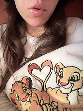 Snapshot of rossana99_ chatting on 03/16/25, 10:11 rossana99  online show from 03/16/25, 10:11