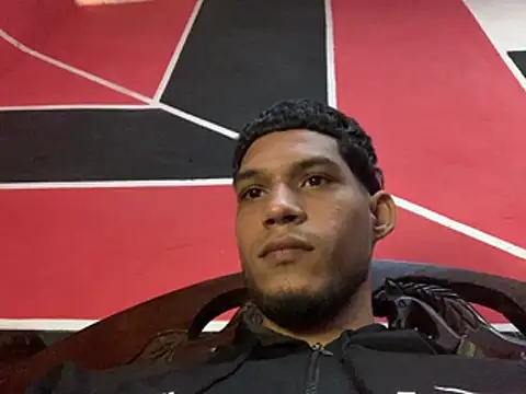 tanned boy online show from 05/08/26, 02:33