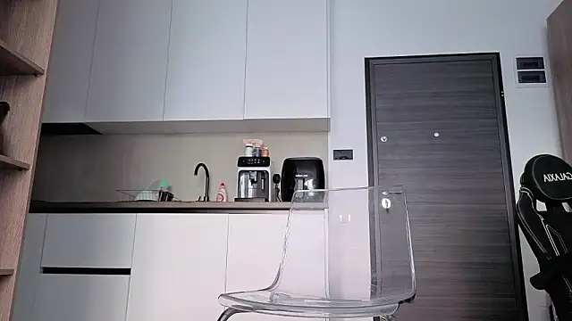 Megan Ros online show from 03/13/26, 10:00