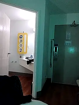 renegade vyxxen online show from 03/06/25, 06:41