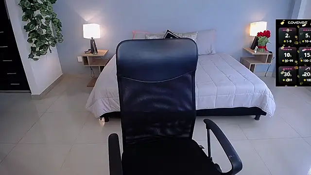 JasmineCampbell  online show from 03/14/25, 08:28