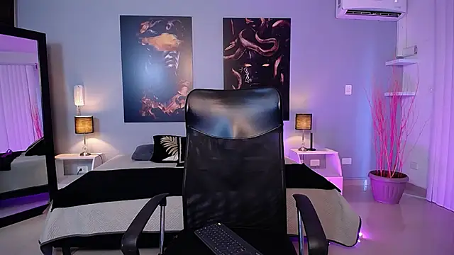 JasmineCampbell  online show from 09/09/25, 08:19