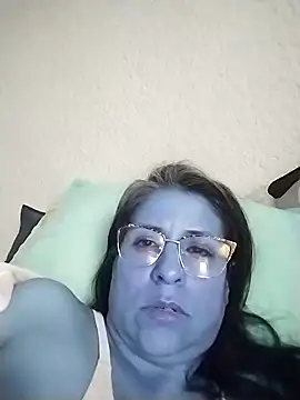 Snapshot of LucifernandaSw chatting on 12/21/24, 10:30 LucifernandaSw online show from 12/21/24, 10:30