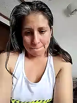 Snapshot of LucifernandaSw chatting on 12/29/24, 03:57 LucifernandaSw online show from 12/29/24, 03:57